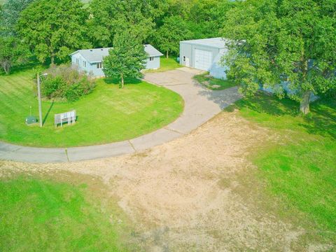 Photo of 15092 Highway 15 S, Hutchinson, MN 55350 (MLS # 6786411)