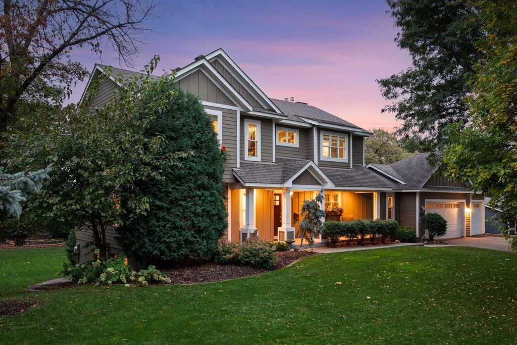 Photo of 6217 Virginia Avenue S, Edina, MN 55424 (MLS # 6825150)