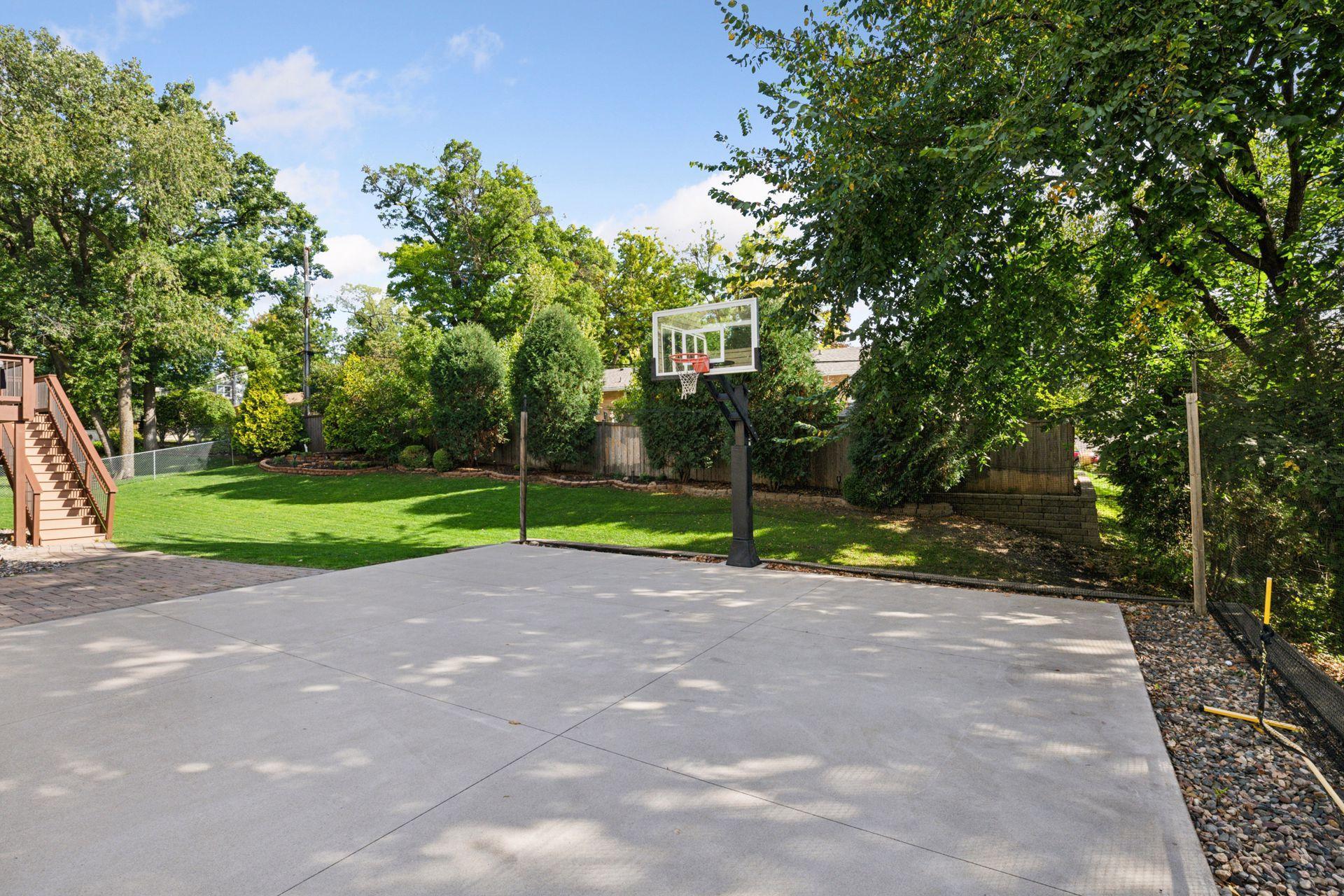 6217 Virginia Avenue S