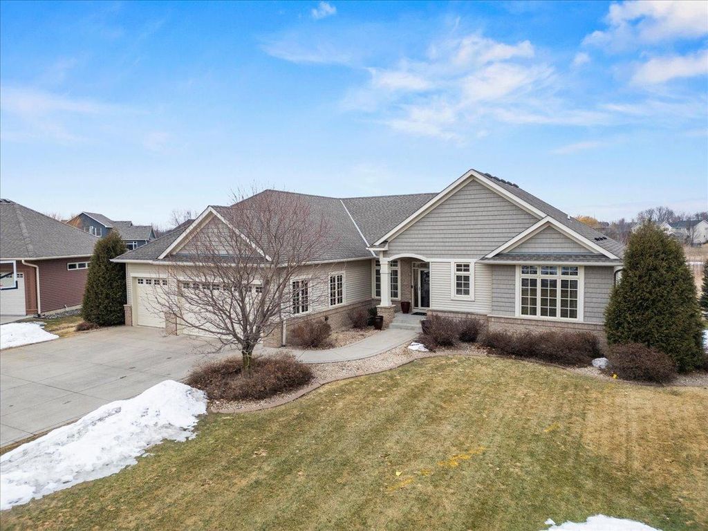 Photo of 832 Savanna Trail, Delano, MN 55328 (MLS # 7022354)