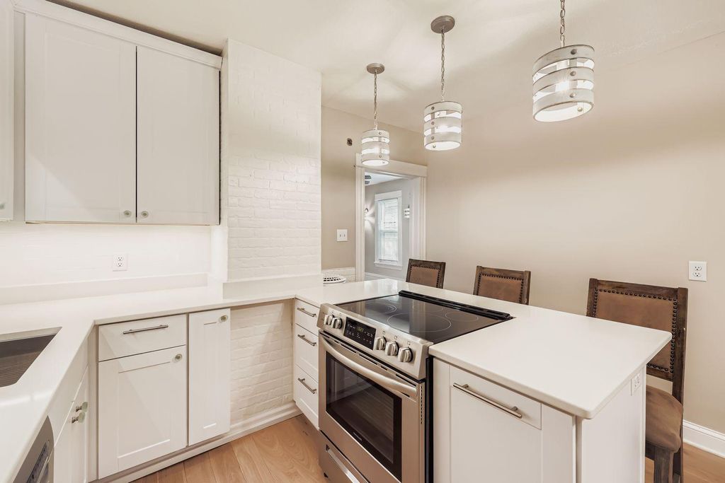 Photo of 1834 Fillmore Street NE #2, Minneapolis, MN 55418 (MLS # 7014264)