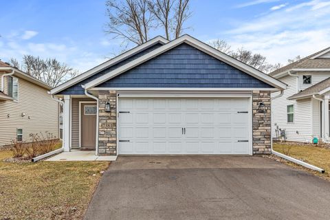 7381 Degrio Way Inver Grove Heights MN 55076