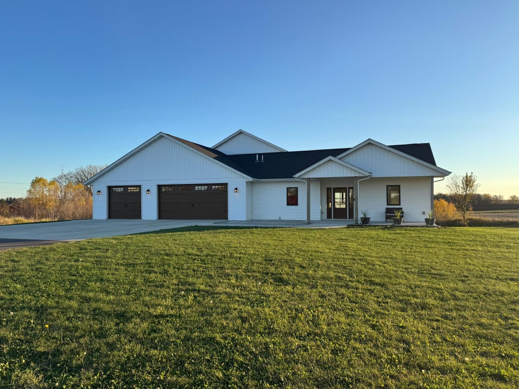 Photo of 19355 Lake Volney Circle, Le Center, MN 56057 (MLS # 7158291)