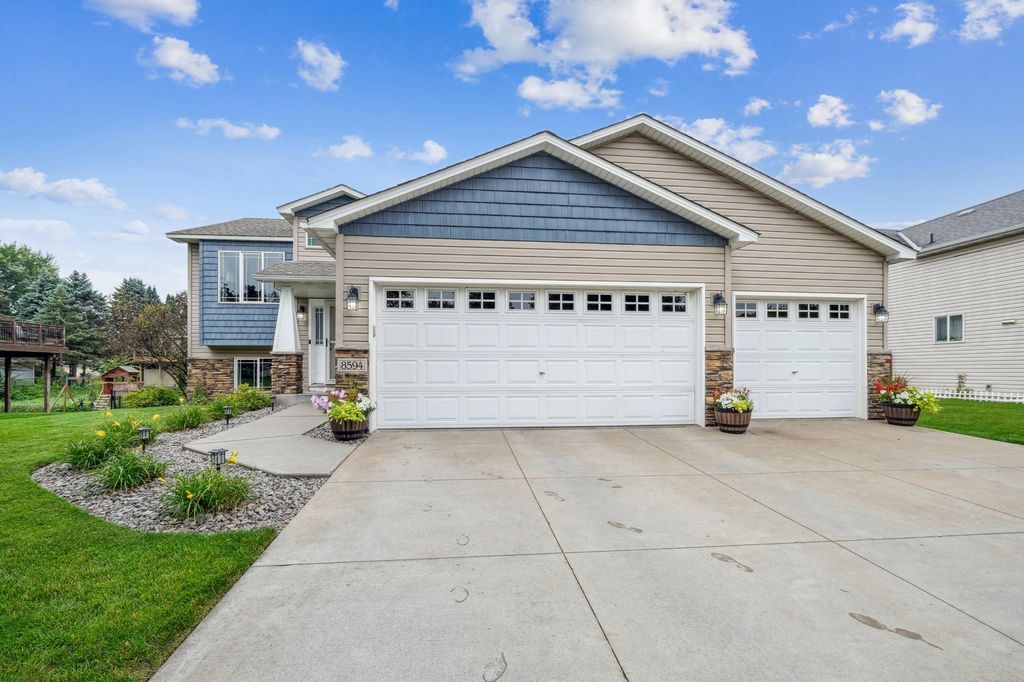 Photo of 8594 Dunkirk Court NE, Blaine, MN 55449 (MLS # 7033169)