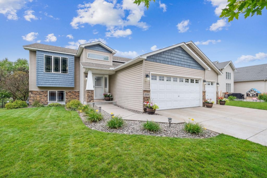 Photo of 8594 Dunkirk Court NE, Blaine, MN 55449 (MLS # 7033169)