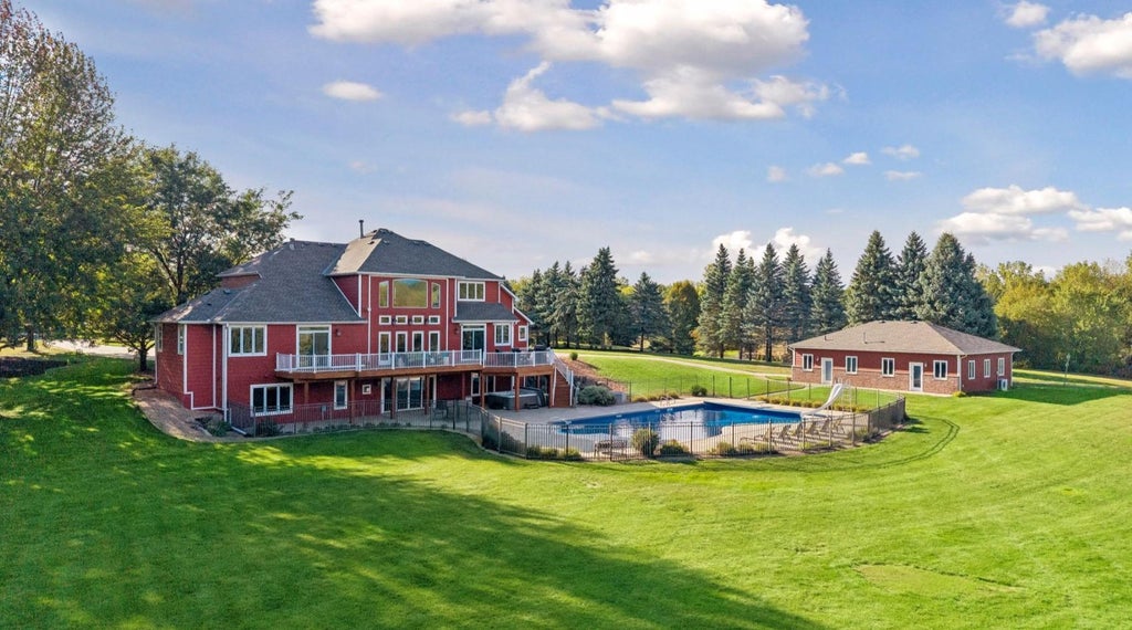 Photo of 881 Jasmine Avenue Place N, Lake Elmo, MN 55042 (MLS # 7147216)