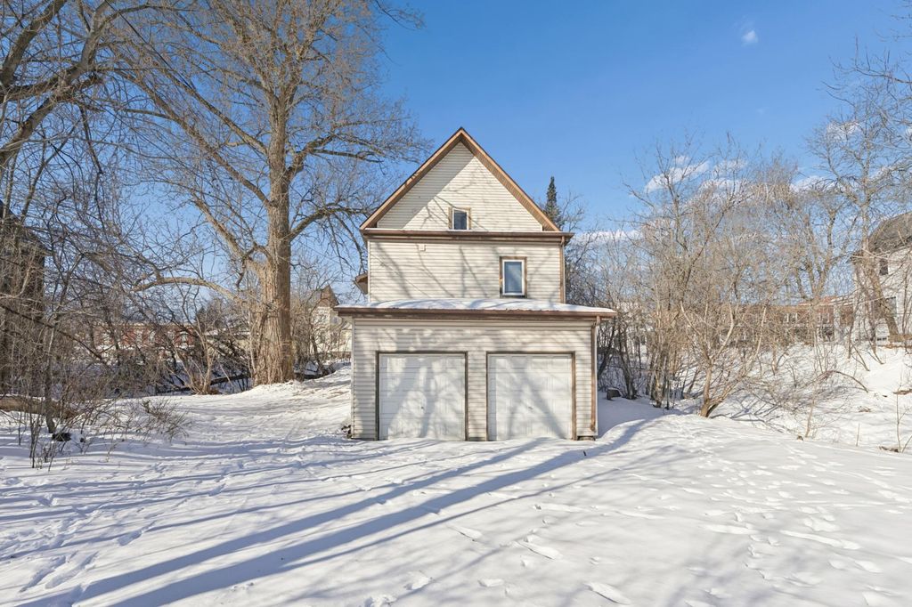 Photo of 1316 E 2nd Street, Duluth, MN 55805 (MLS # 7025989)