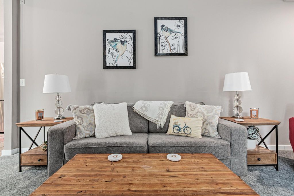 Photo of 307 Walnut Street #2, Saint Paul, MN 55102 (MLS # 6824042)