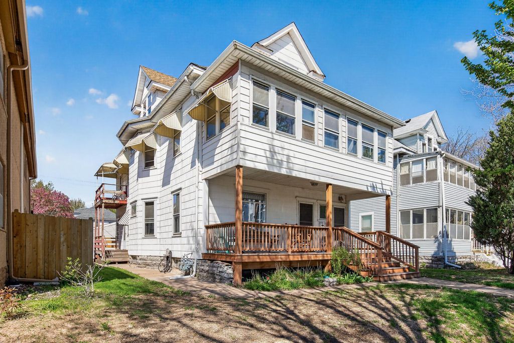 Photo of 620 Van Buren Street NE, Minneapolis, MN 55413 (MLS # 7069234)