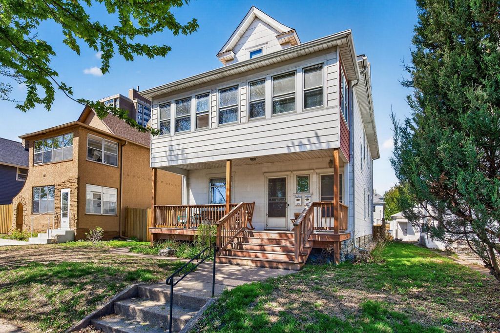 Photo of 620 Van Buren Street NE, Minneapolis, MN 55413 (MLS # 7069234)