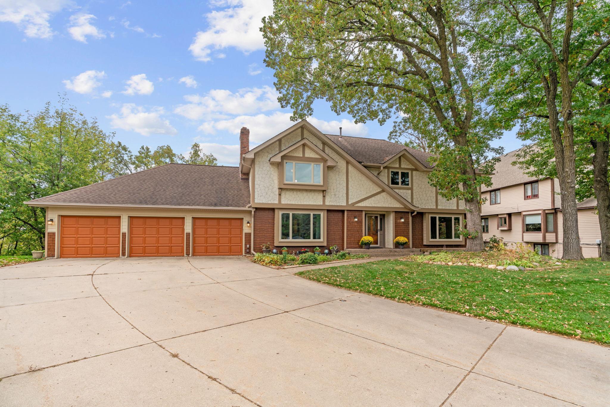 1005 Hilloway Circle
