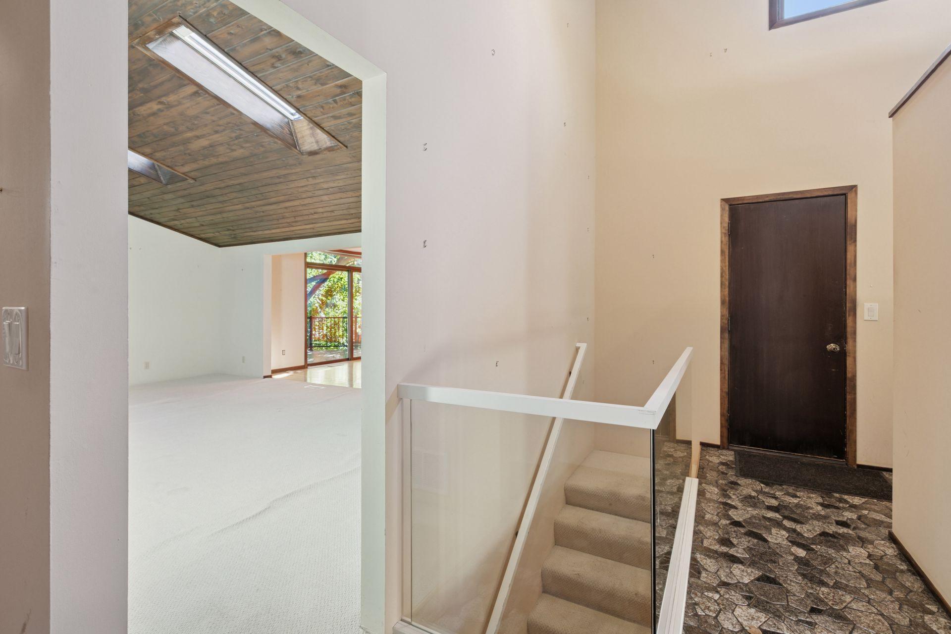 1415 Natchez Avenue S