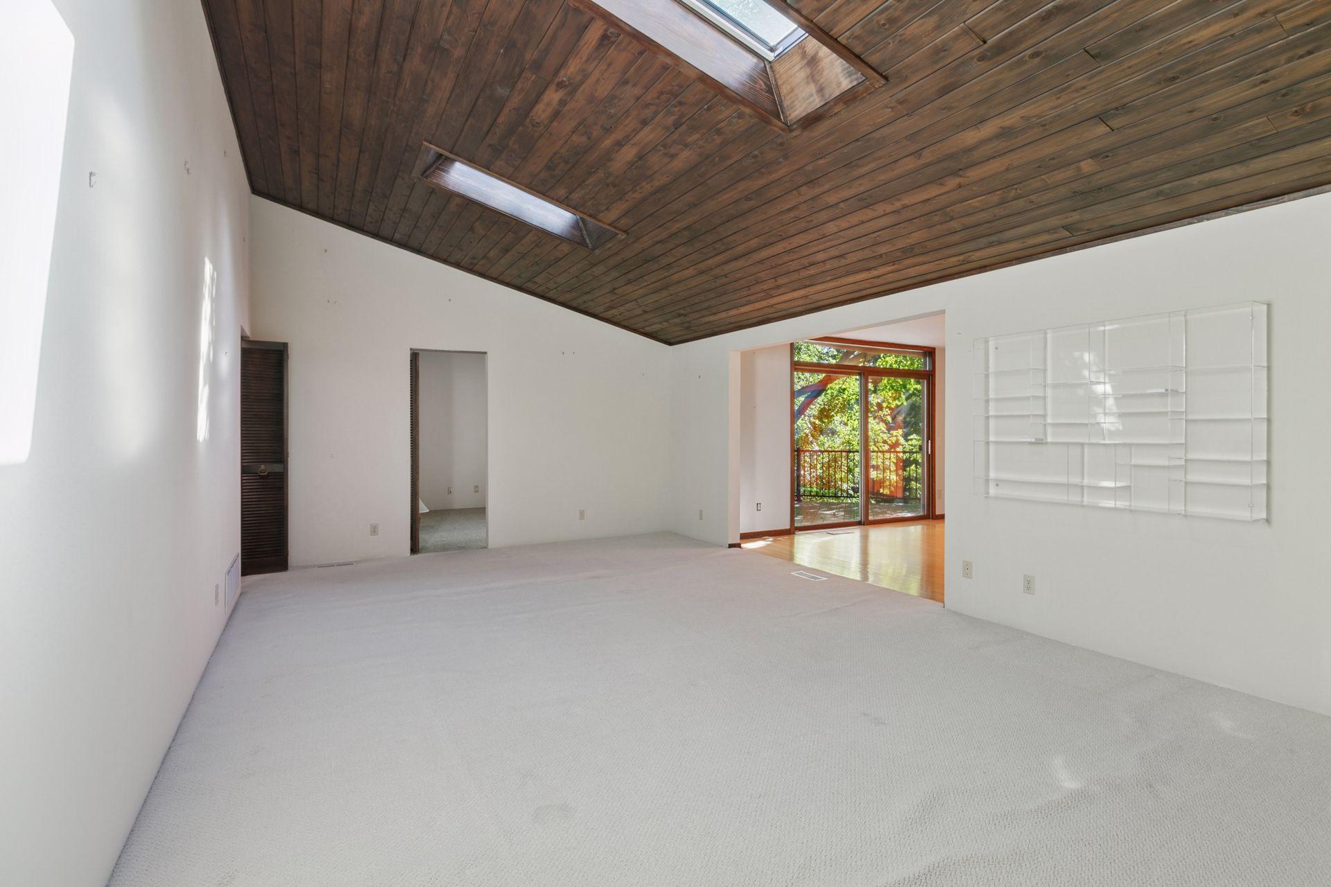 1415 Natchez Avenue S