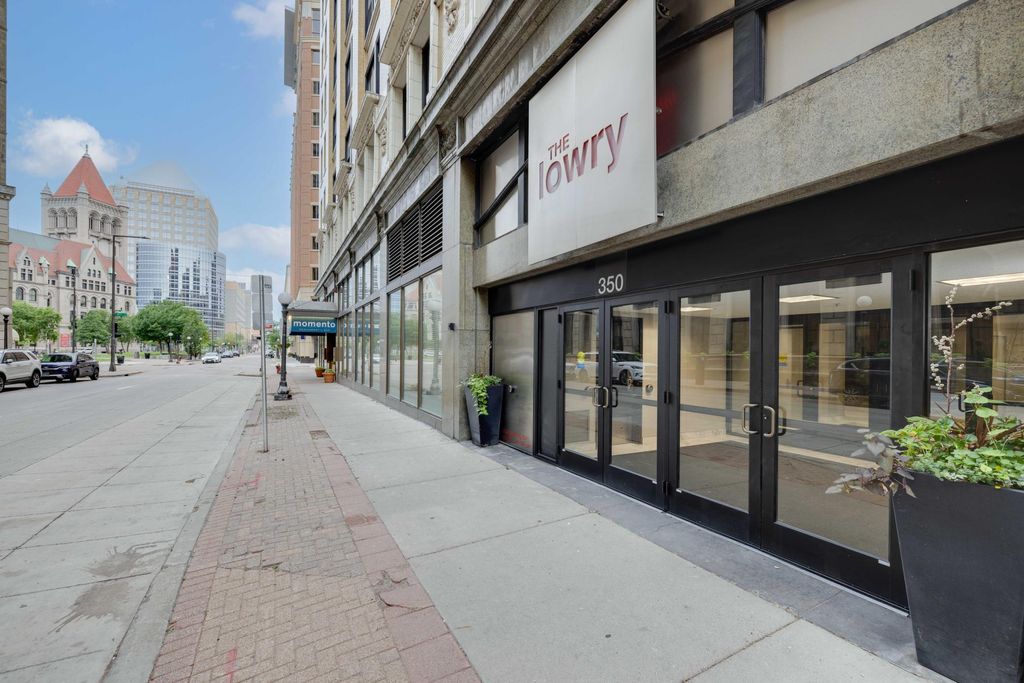 Photo of 350 Saint Peter Street #307, Saint Paul, MN 55102 (MLS # 6626536)