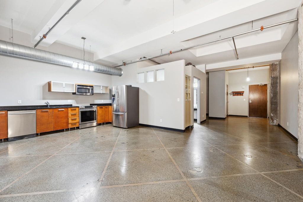 Photo of 350 Saint Peter Street #307, Saint Paul, MN 55102 (MLS # 6626536)