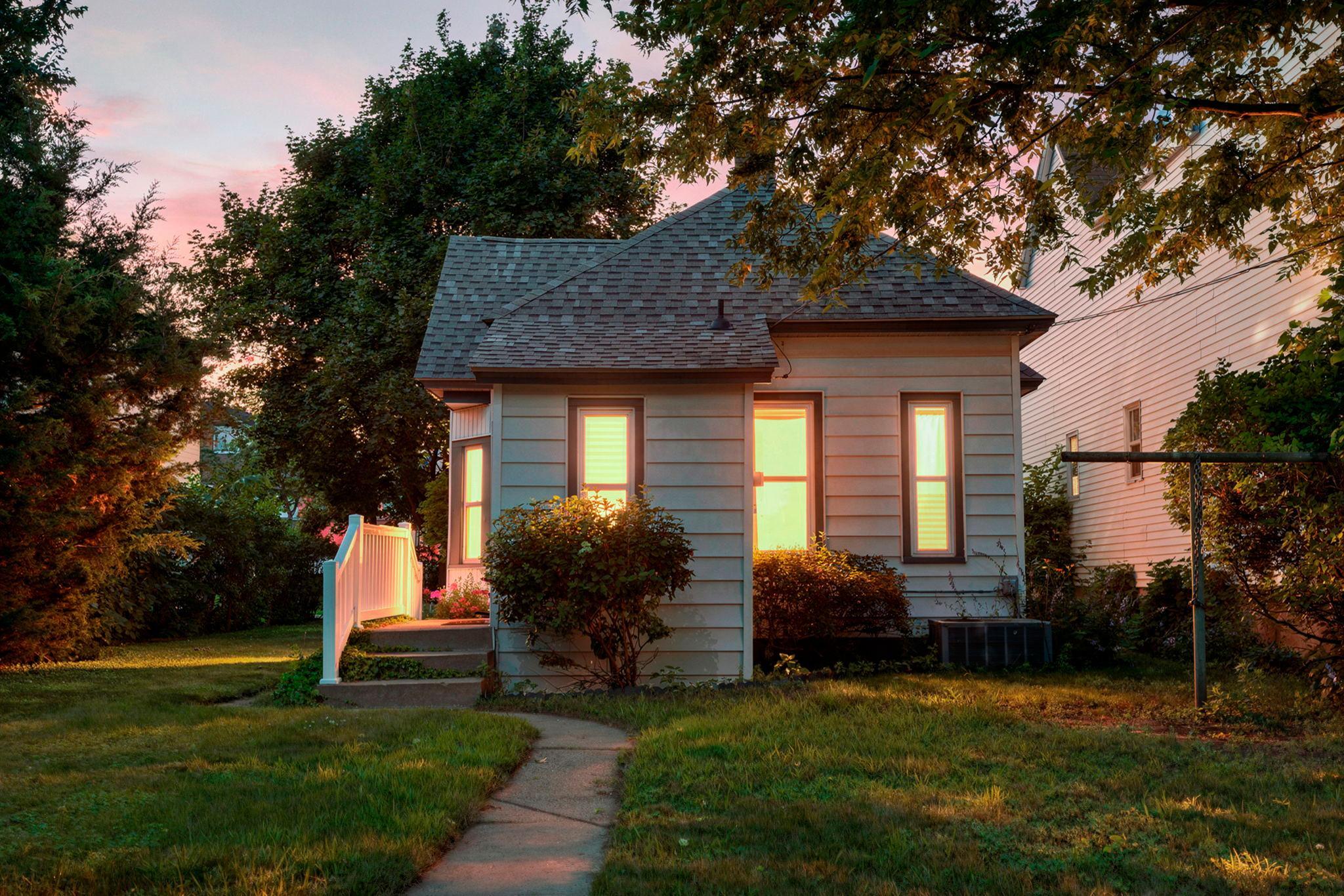 3321 Longfellow Avenue