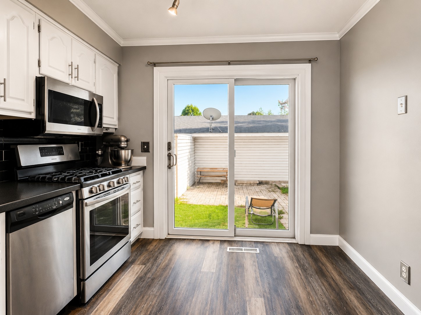 2192 Tower Court
