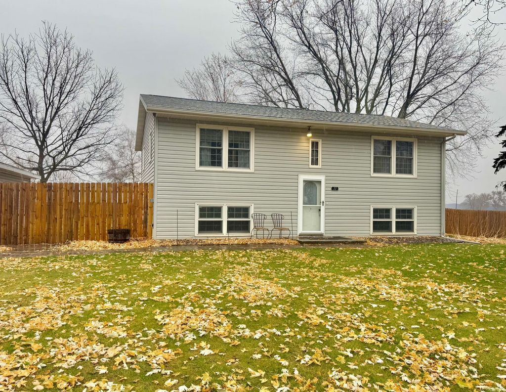 Photo of 11 N Renstrom Street, Blomkest, MN 56216 (MLS # 6816226)