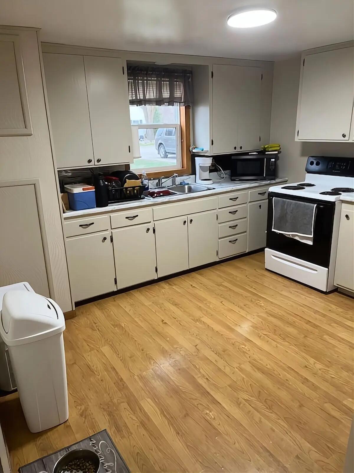 808 S 11th Street