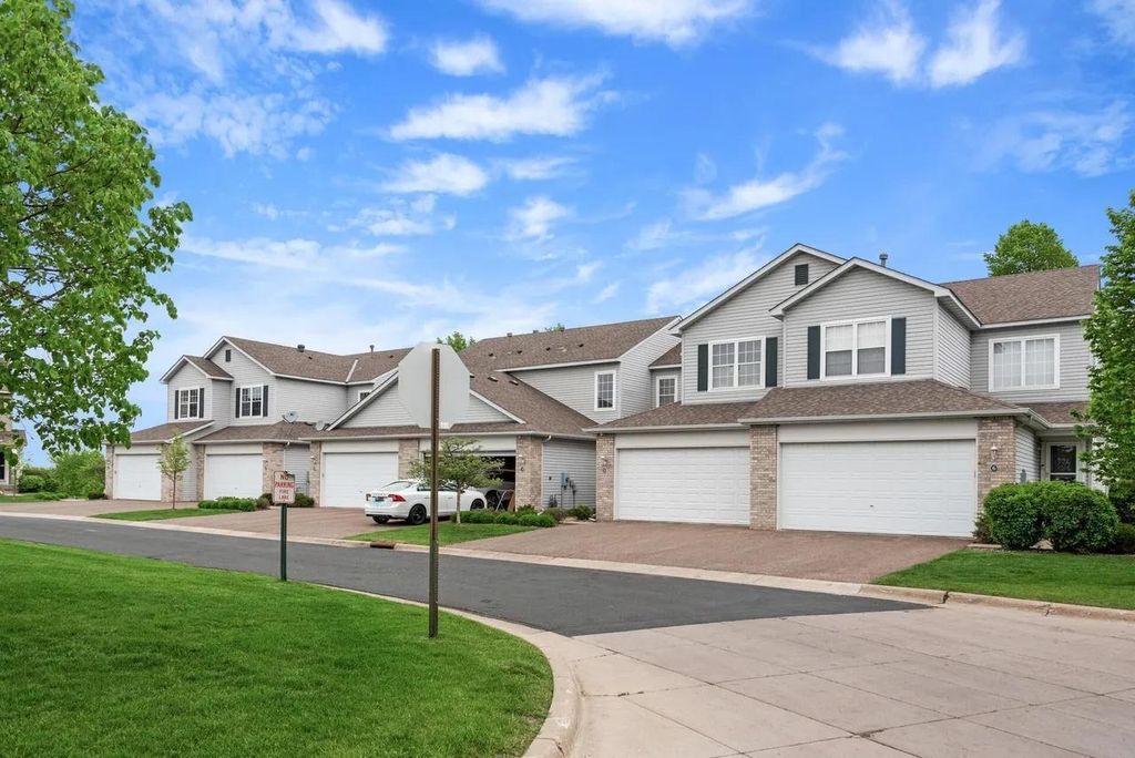 Photo of 5225 Holly Lane N #1, Plymouth, MN 55446 (MLS # 7017574)