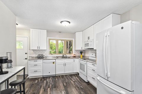 1032 23rd Avenue N, Saint Cloud, MN 56303 - #: 6773979