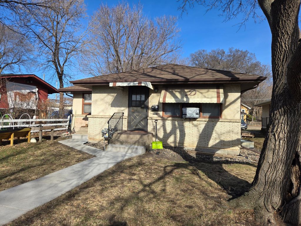 Photo of 1098 26th Avenue SE, Minneapolis, MN 55414 (MLS # 7044340)