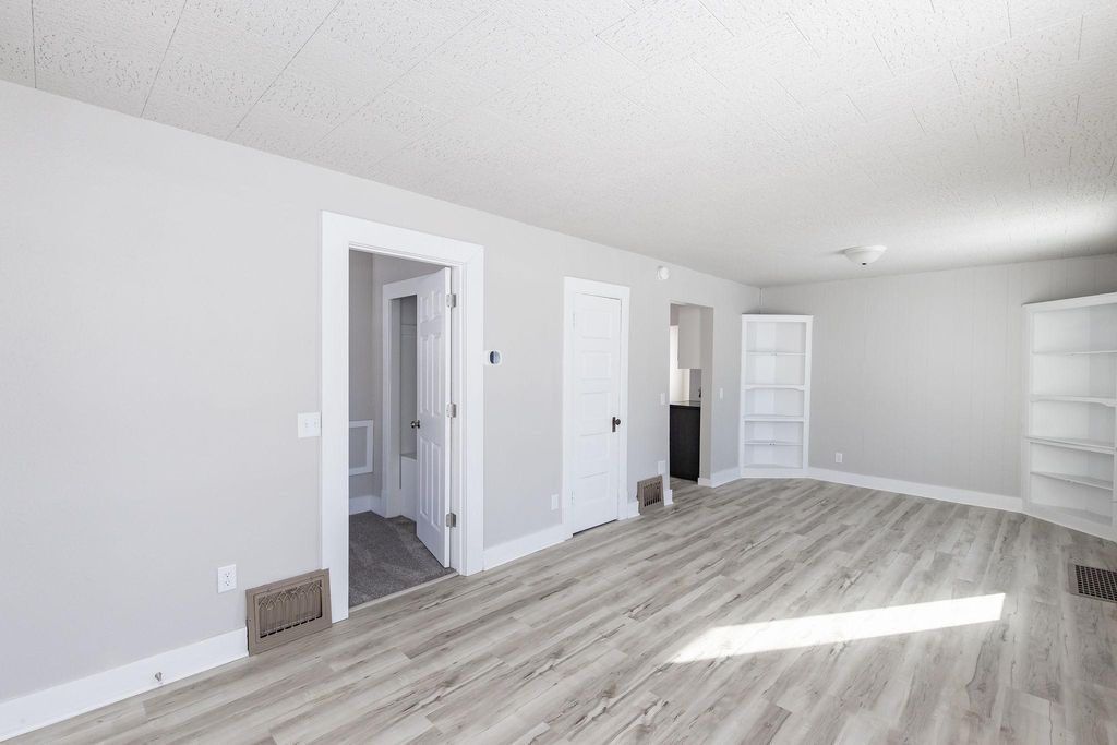 Photo of 1548 3rd Avenue N, Fargo, ND 58102 (MLS # 7027641)