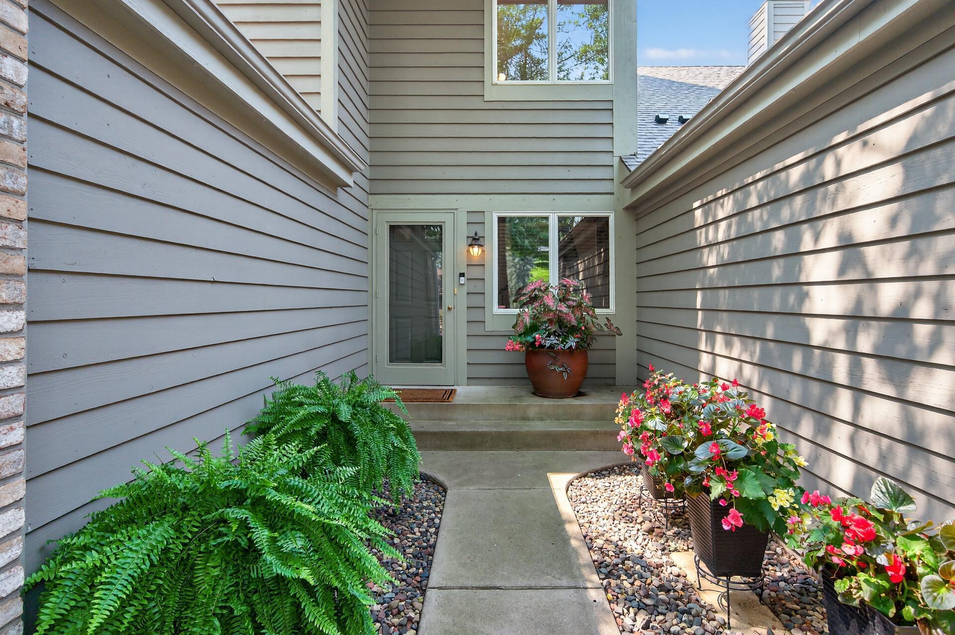 125 Wildwood Bay Drive