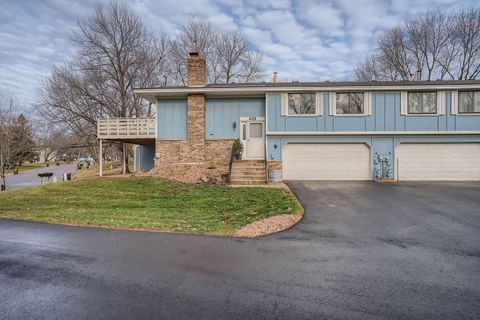 6951 Macbeth Circle Woodbury MN 55125