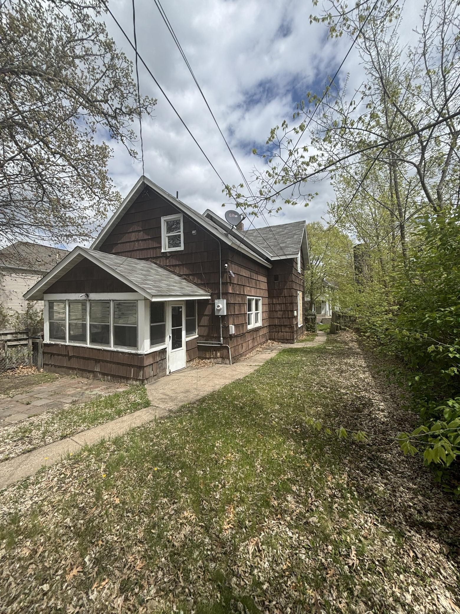 981 Burr Street
