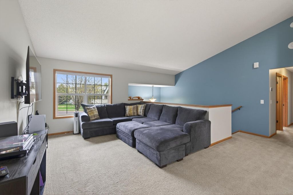 Photo of 14611 Boxwood Path, Rosemount, MN 55068 (MLS # 7062223)