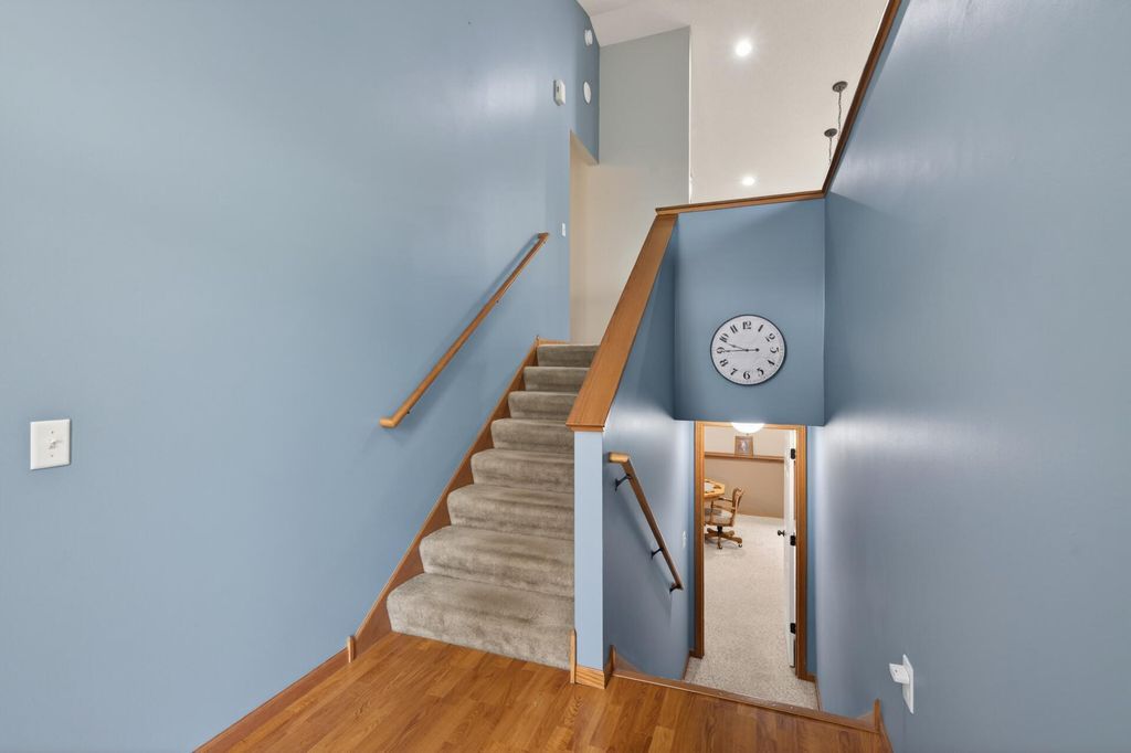 Photo of 14611 Boxwood Path, Rosemount, MN 55068 (MLS # 7062223)