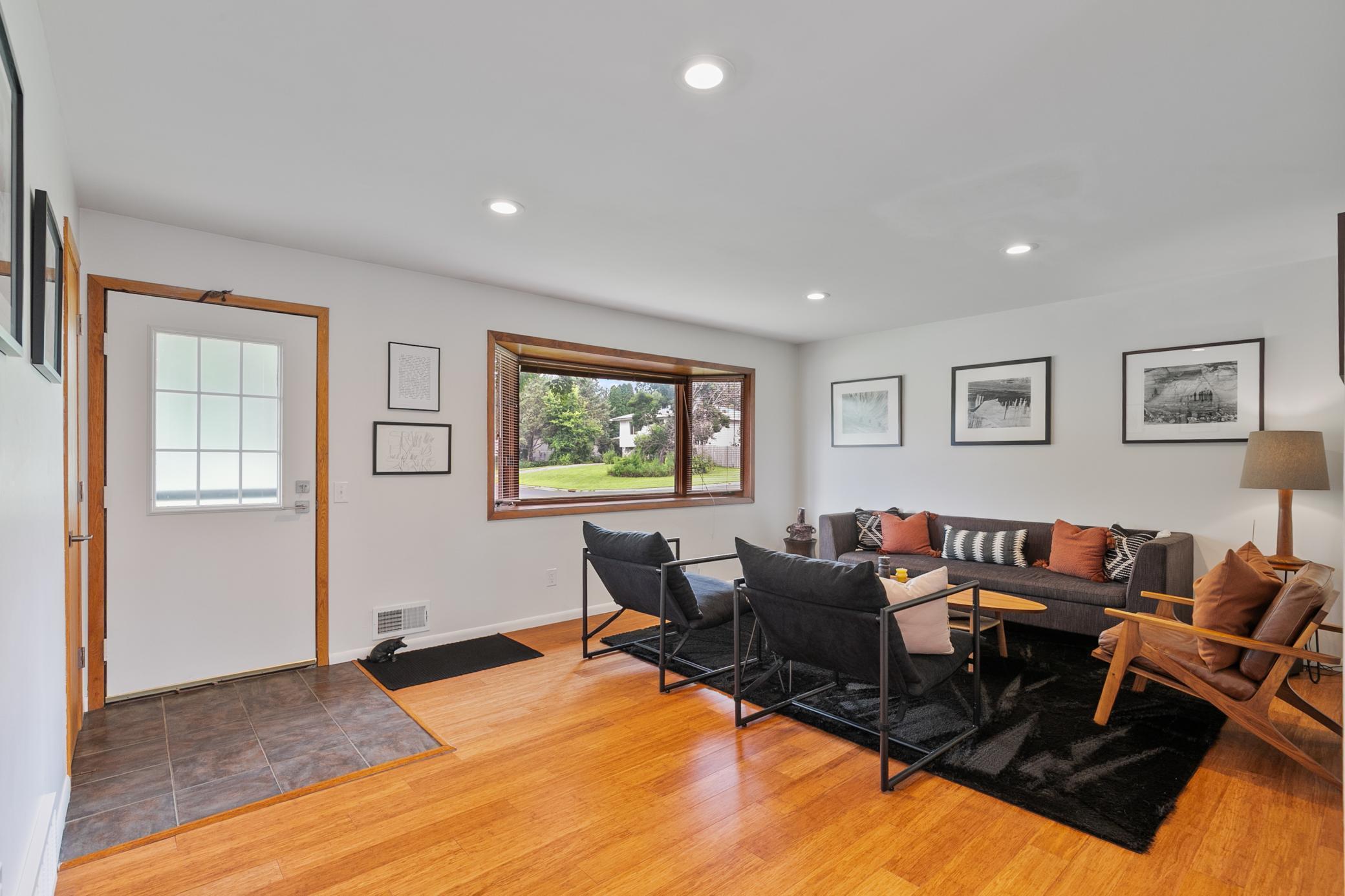 2405 Friendship Lane