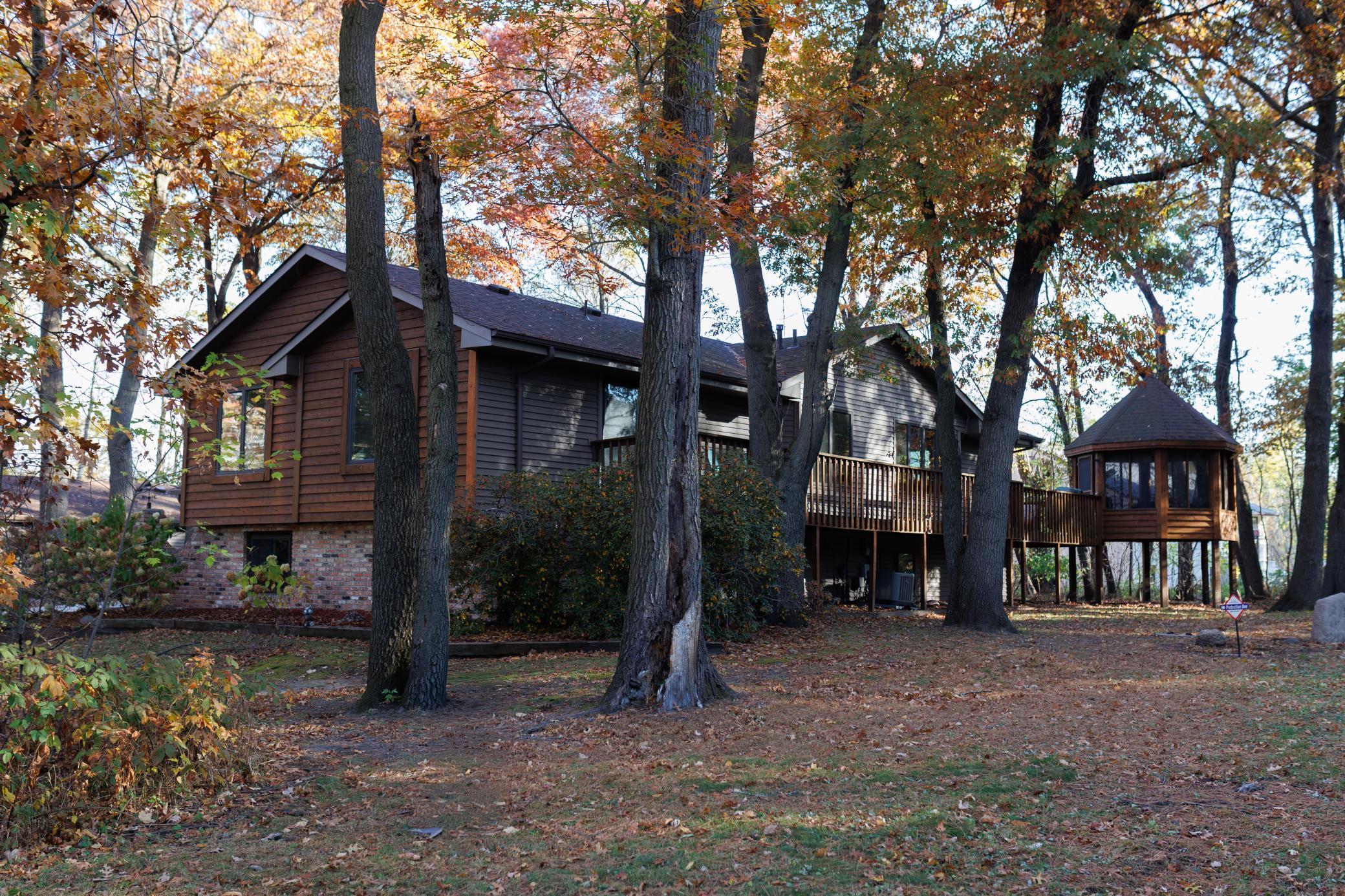 16329 Kenyon Street NE