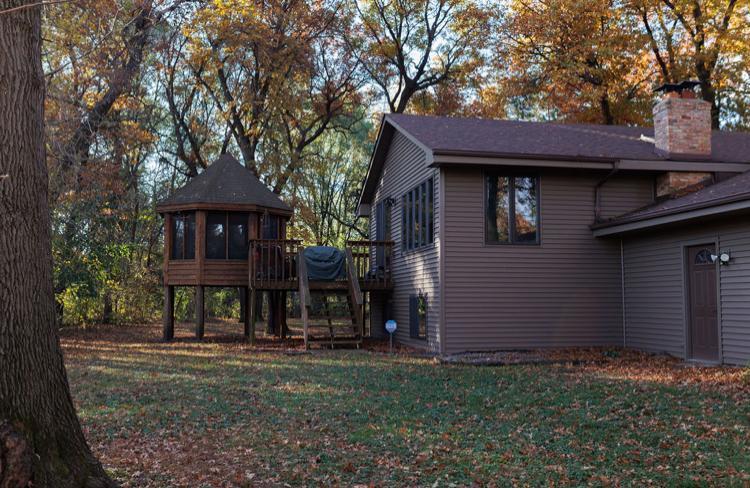 16329 Kenyon Street NE