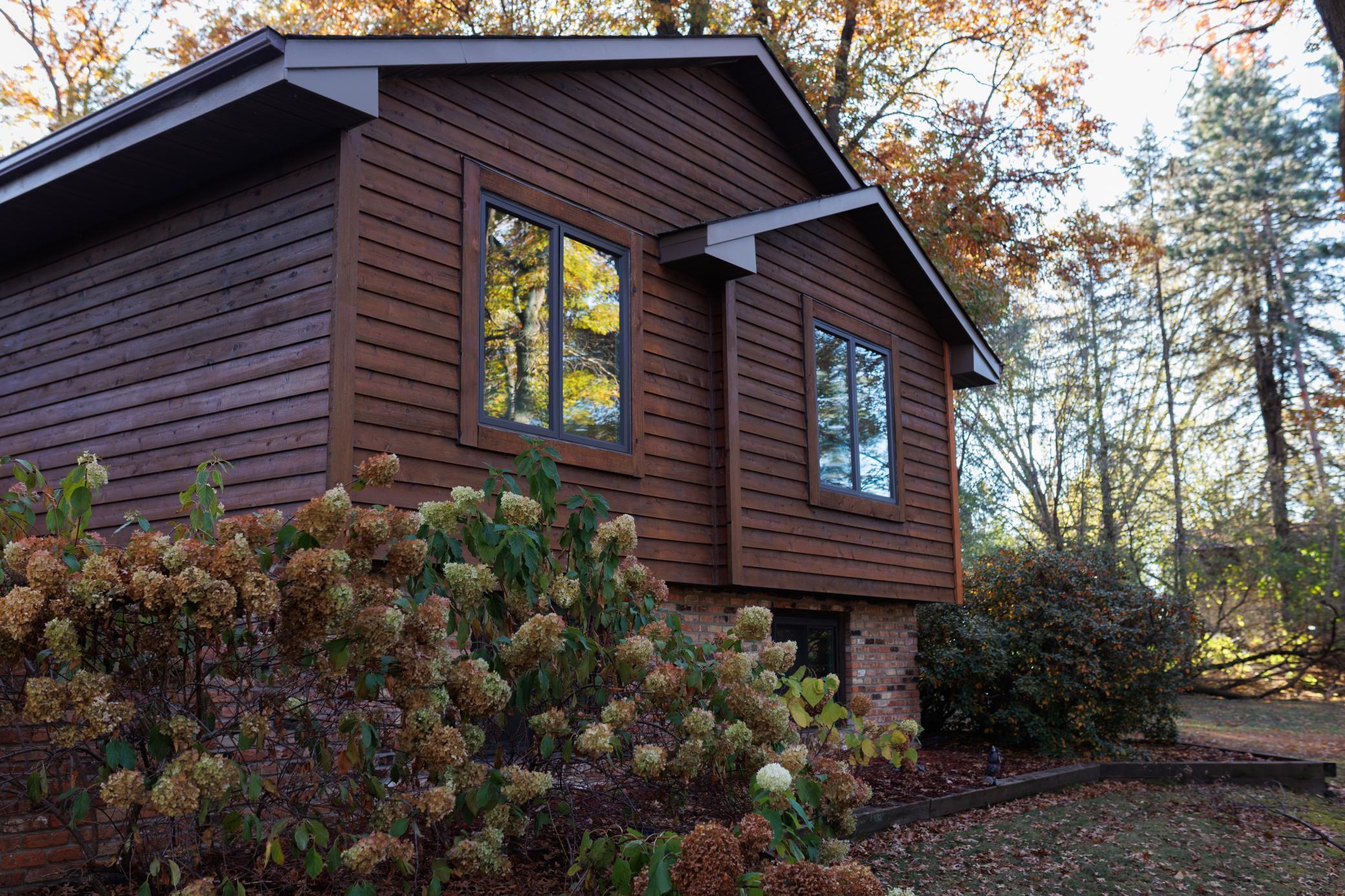 16329 Kenyon Street NE