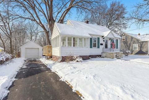 Photo of 210 5th Avenue NE, Faribault, MN 55021 (MLS # 6815272)