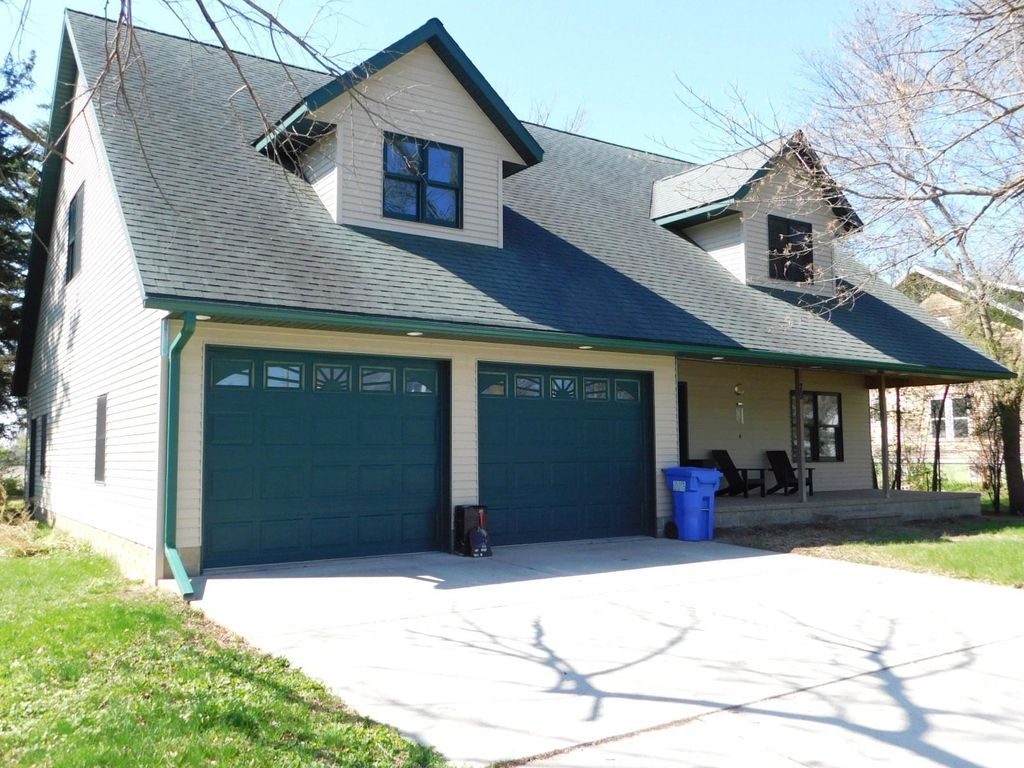 Photo of 79 1st Avenue S, Wood Lake, MN 56297 (MLS # 7063984)