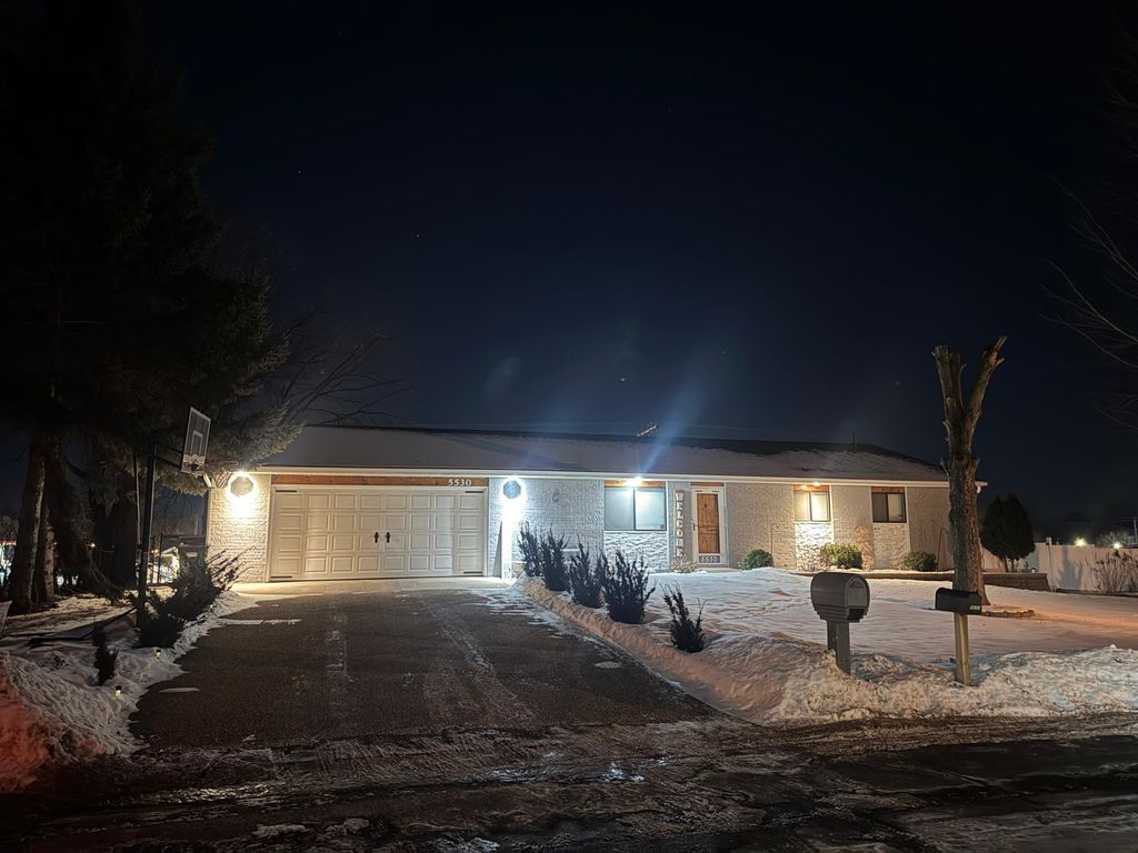 Photo of 5530 Euclid Way, Farmington, MN 55024 (MLS # 7014489)