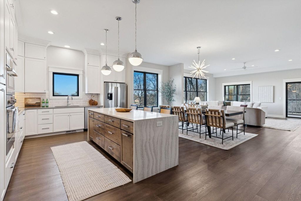 Photo of 5754 Shady Oak Road S #1, Minnetonka, MN 55343 (MLS # 7000446)