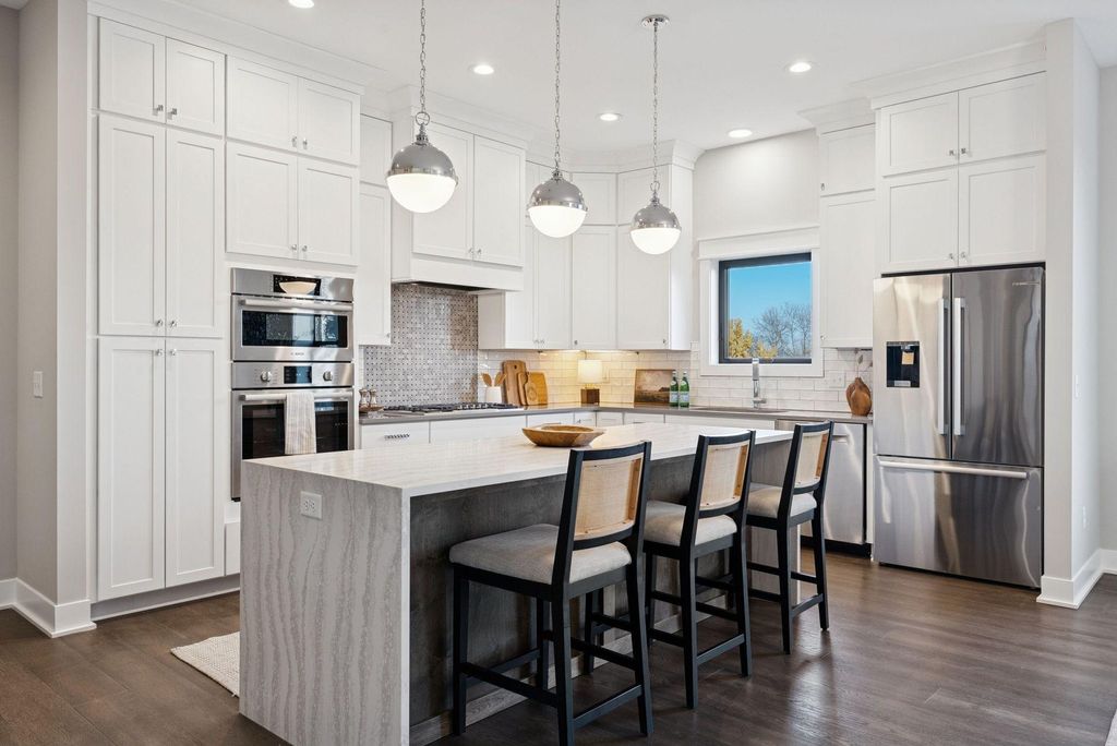 Photo of 5754 Shady Oak Road S #1, Minnetonka, MN 55343 (MLS # 7000446)