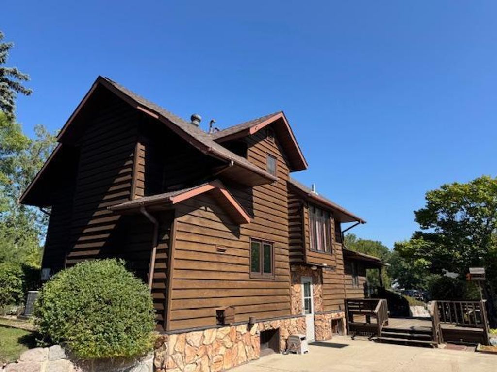 Photo of 1303 Jefferson Street S, Wadena, MN 56482 (MLS # 6782240)