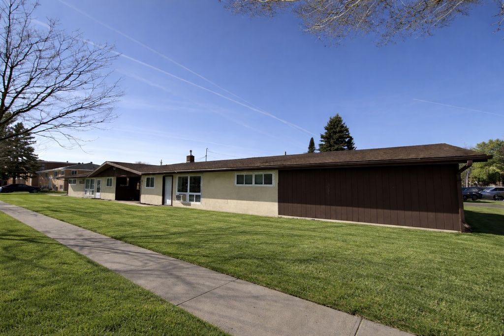 Photo of 1811 9th Avenue S, Moorhead, MN 56560 (MLS # 7043531)