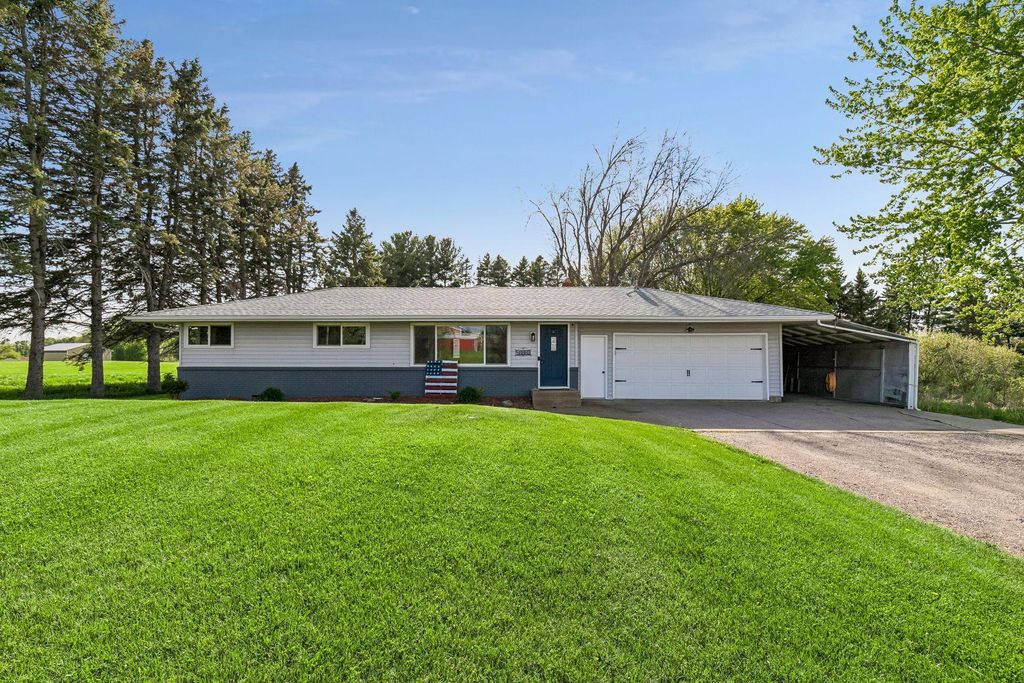 Photo of 16652 Ingersoll Avenue N, Hugo, MN 55038 (MLS # 7078130)