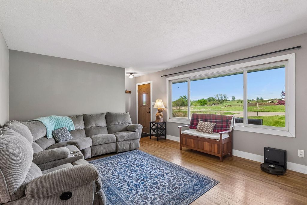 Photo of 16652 Ingersoll Avenue N, Hugo, MN 55038 (MLS # 7078130)