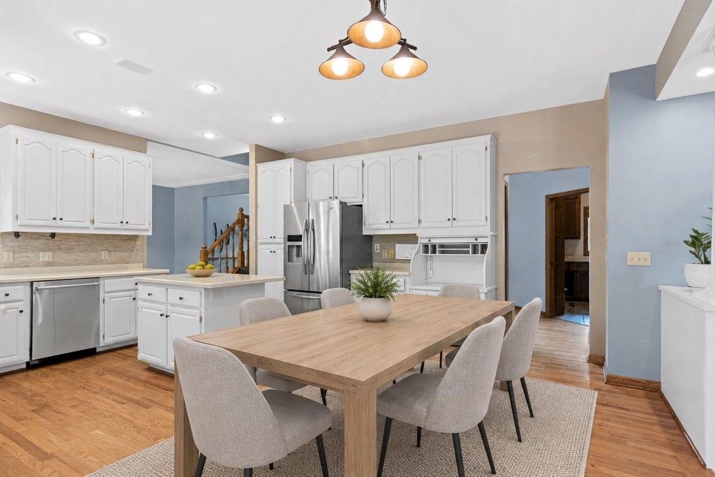Photo of 8441 W Lake Drive, Chanhassen, MN 55317 (MLS # 7106639)