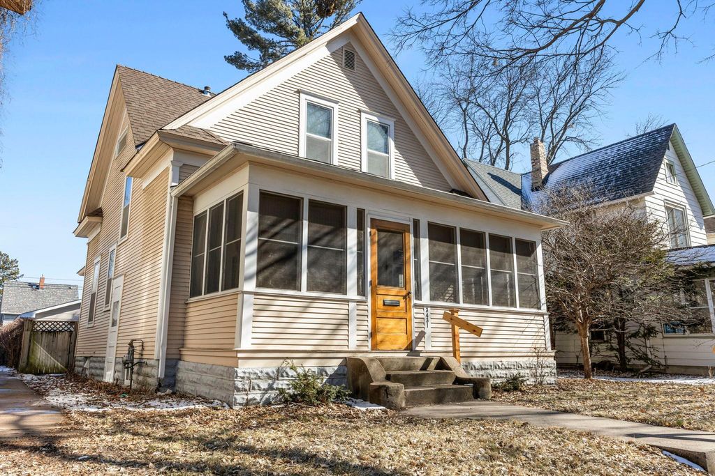 Photo of 3431 Harriet Avenue, Minneapolis, MN 55408 (MLS # 7034537)