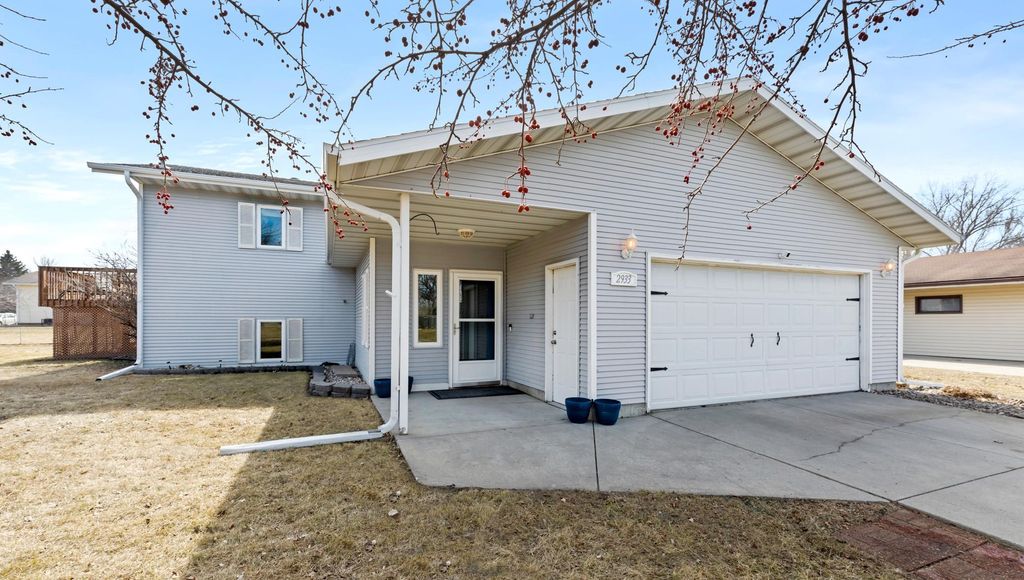Photo of 2933 Heatherwood Circle S, Moorhead, MN 56560 (MLS # 7038470)