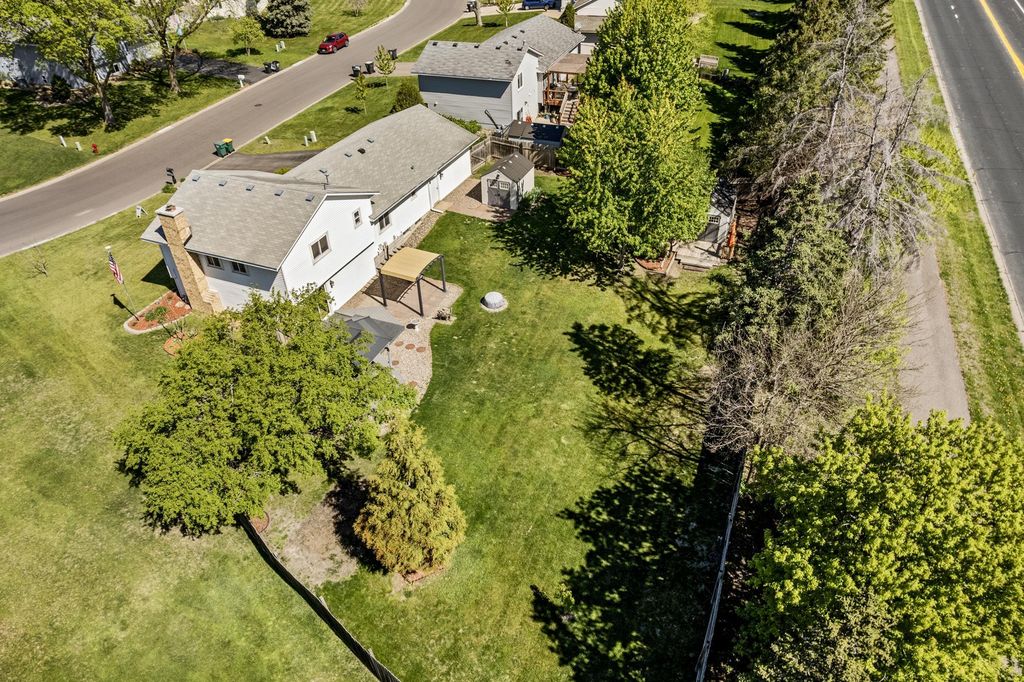 Photo of 1722 Nokia Way, Eagan, MN 55122 (MLS # 7074243)