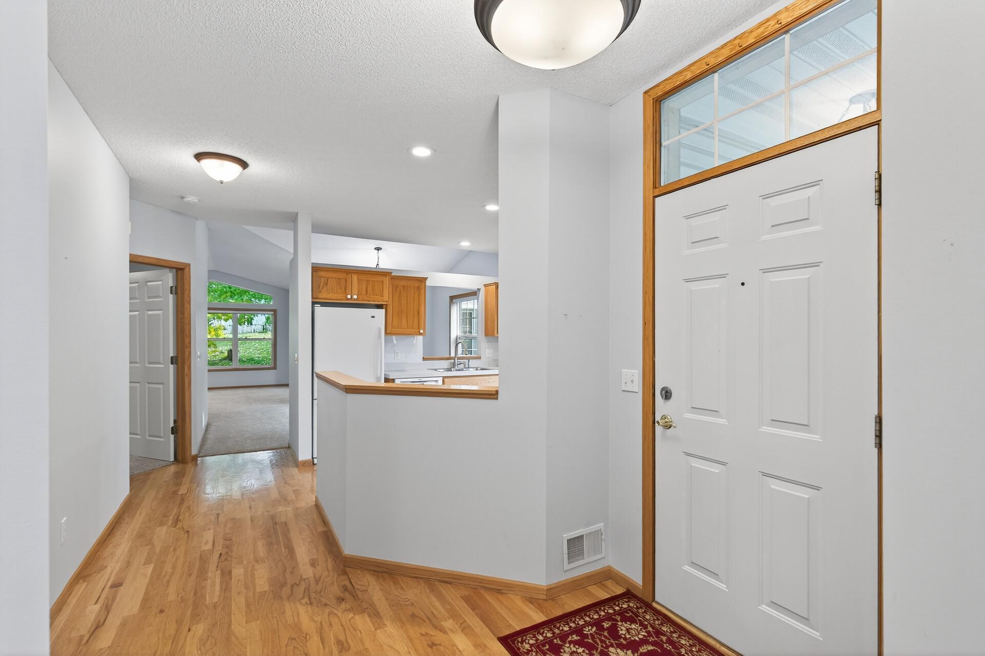 2099 Albemarle Court N